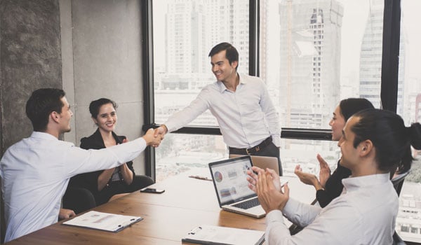Social Proof – How to Achieve Thought Leadership on Social Media
